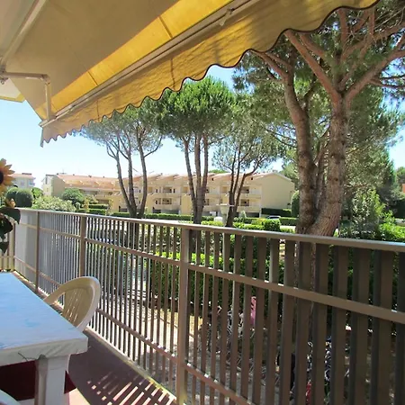 Enjoy A Family Friendly Getaway Apartmán