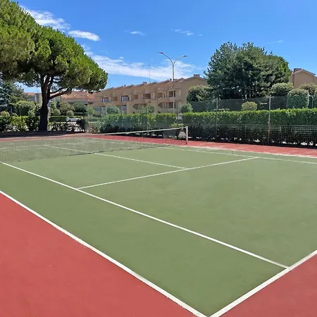 Enjoy A Family Friendly Getaway Apartmán
